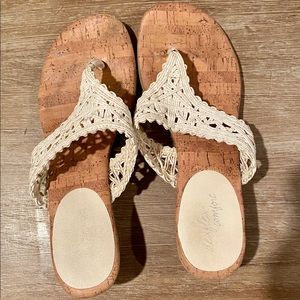 Dexflex Wedge Sandals size 7. Used condition